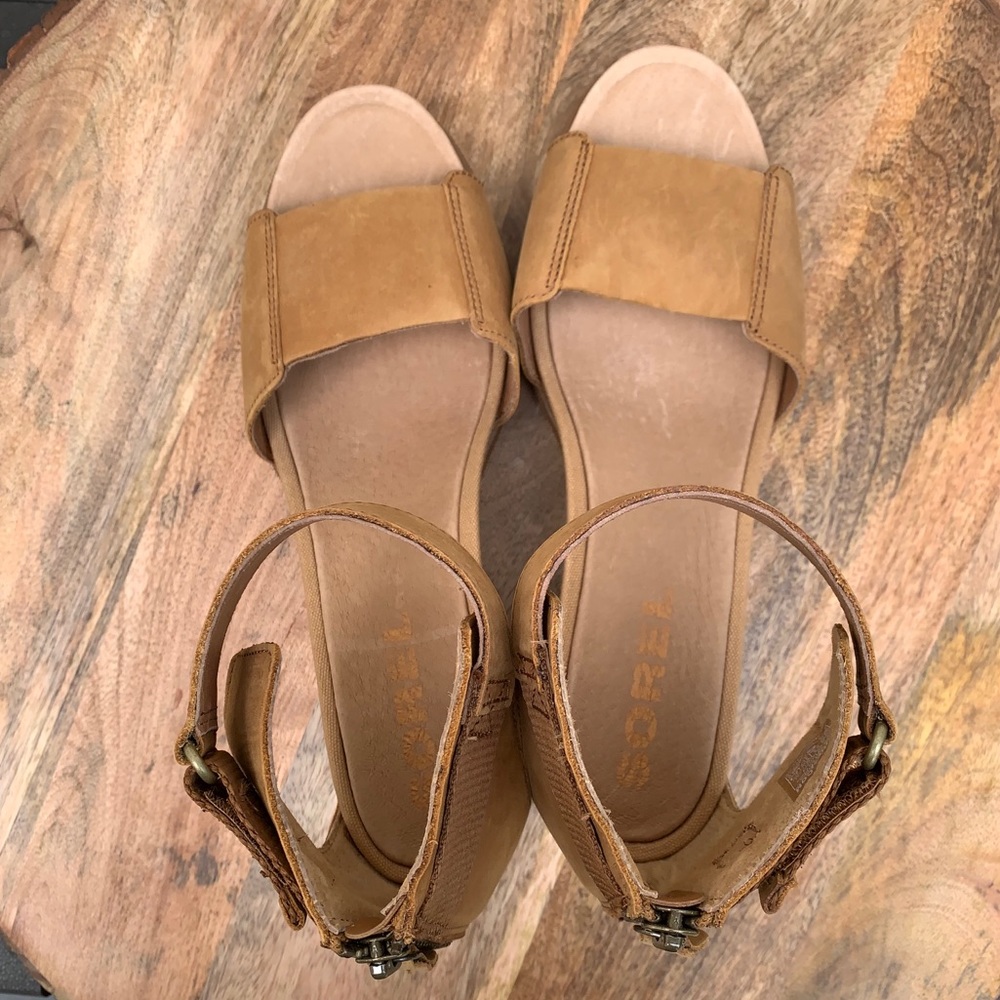 Sorel Joanie II Ankle Strap- Camel - Picture 5 of 7